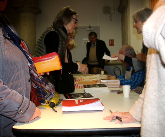 Les auteurs en dédicaces